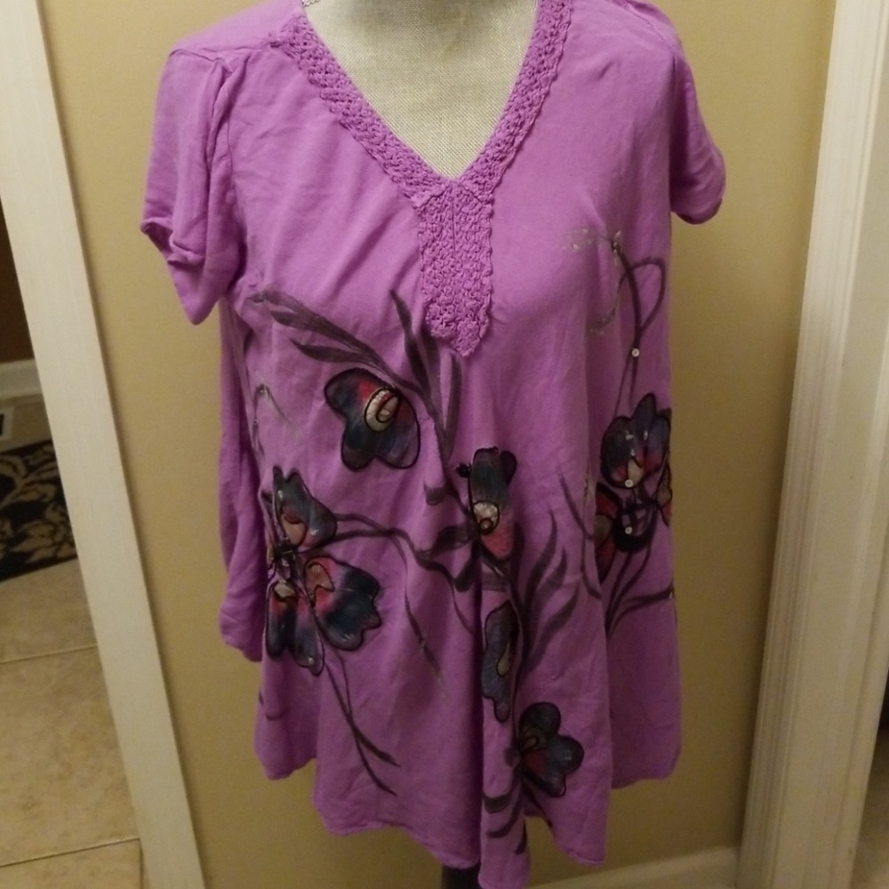 Floral top